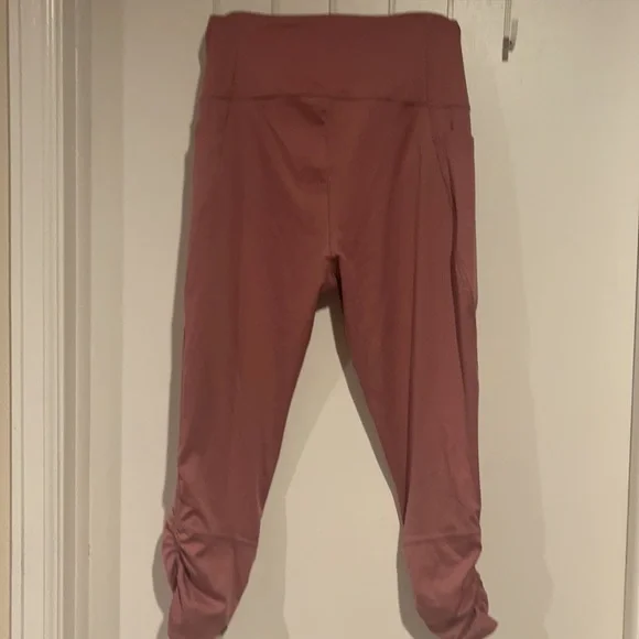 Workout/Yoga Pants - Picture 3 of 7